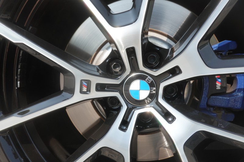 남양주 불암산로 / 휠복원/도색 / BMW / 8시리즈 시공 사진
