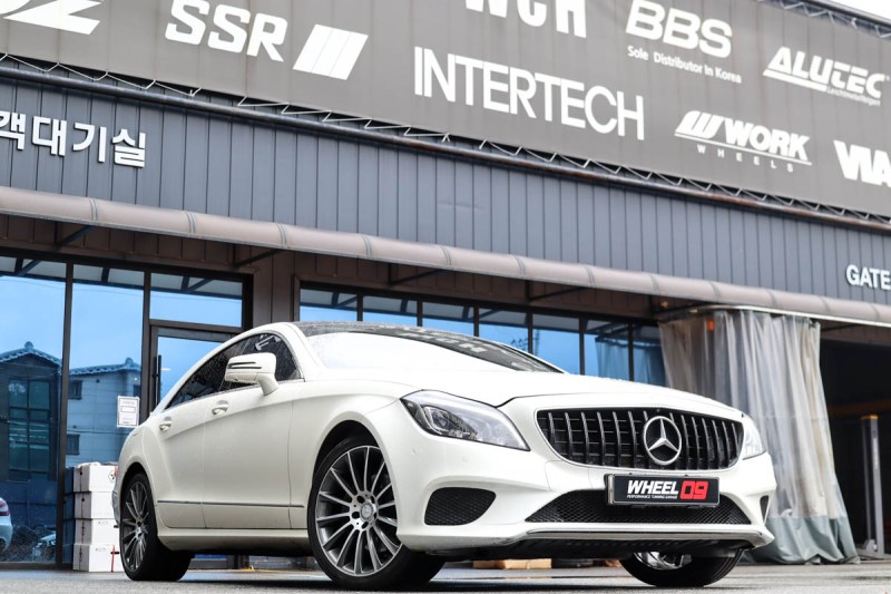 용인 기흥구 / 타일랜드산 788amg 휠튜닝 / 벤츠 / CLS-클래스 시공 사진