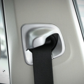 BMW 5시리즈 G30 앞좌석 안전벨트 커버 몰딩-실버