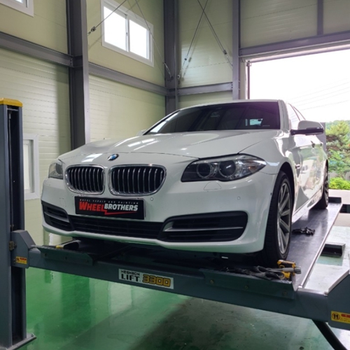 경기 오산 외삼미로 / 휠복원/도색 / BMW / 5시리즈