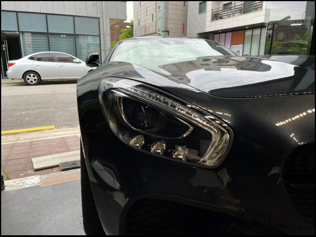 인천시 서구 / PPF / 전면 헤드라이트 / 클리프 디자인 라이트 스모그 / 벤츠 / AMG GT / 63s 2도어 시공 사진