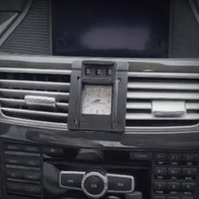 벤츠 CLS클래스 W218 차량용 휴대폰 거치대 브라켓 17mm 볼 마운트